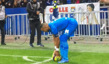 彭南特：为了实现梦想转会利物浦，我曾两个月拒绝和经纪人通话（彭南特自曝为圆梦加盟利物浦，曾两个月拒接经纪人电话）