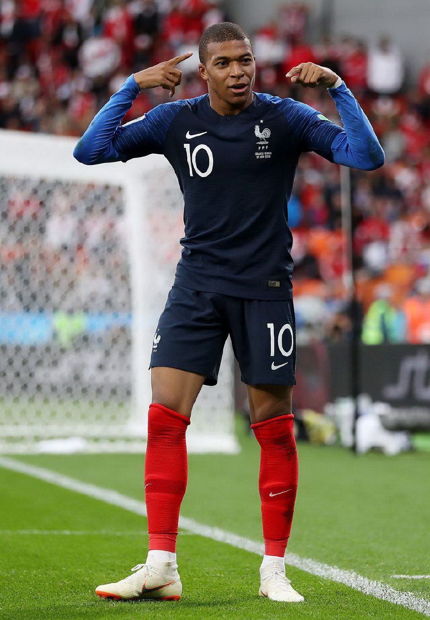 官方：德国队明年3月31日将与加纳队进行国际友谊赛（官方宣布：德国队将于明年3月31日与加纳队进行一场国际友谊赛）