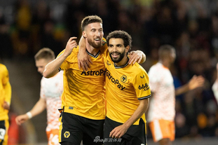 米体：虽然DV9经历肌肉疲劳，但斯帅仍会让他首发踢佛罗伦萨（米体：DV9出现肌肉疲劳，斯帅仍将安排其对阵佛罗伦萨首发）