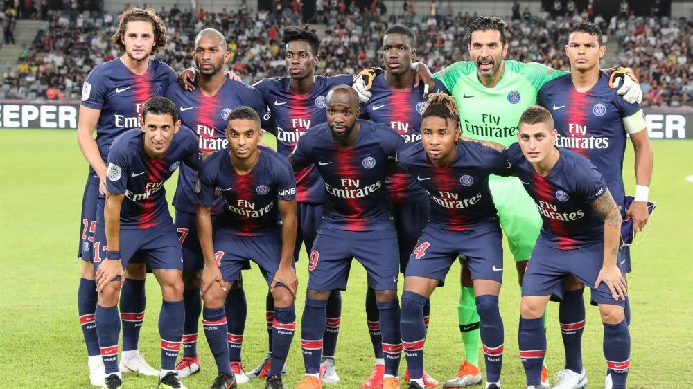 公牛篮板优势助力取胜（篮板优势成就公牛胜利）