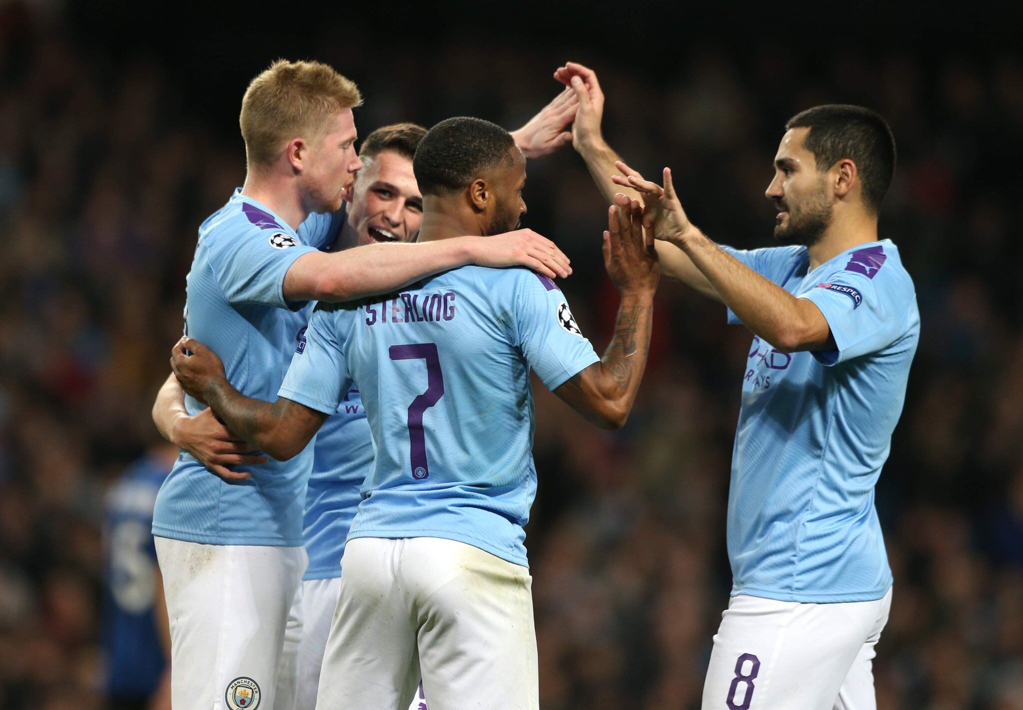 阿尔巴尼亚中场：比赛70分钟内，我们与英格兰的水平不相上下（阿尔巴尼亚中场：前70分钟我们与英格兰旗鼓相当）