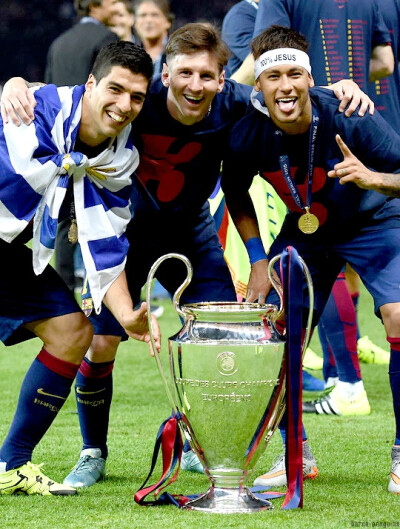 世界杯B组抽签出炉：意大利出线将和加拿大、卡塔尔、瑞士同组（世界杯B组分组揭晓：意大利与加拿大、卡塔尔、瑞士同组）