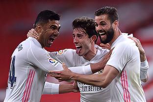 意媒：此前因流感缺阵的博尼尚未恢复训练，不确定能否踢意杯（意媒：博尼因流感缺阵后仍未复训，出战意杯成疑）