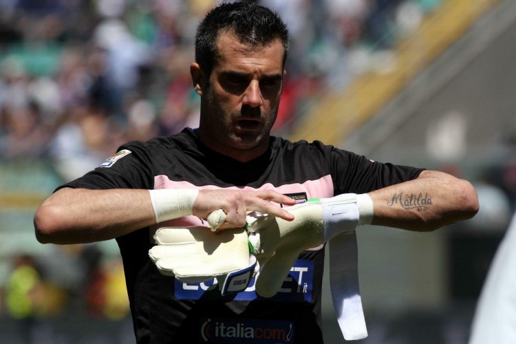 今日亚泰降级，而昨日以亚泰梯队为班底的泰州队夺得苏超冠军（冰火两重天：亚泰今日降级，昨日由亚泰梯队为班底的泰州队加冕苏超冠军）