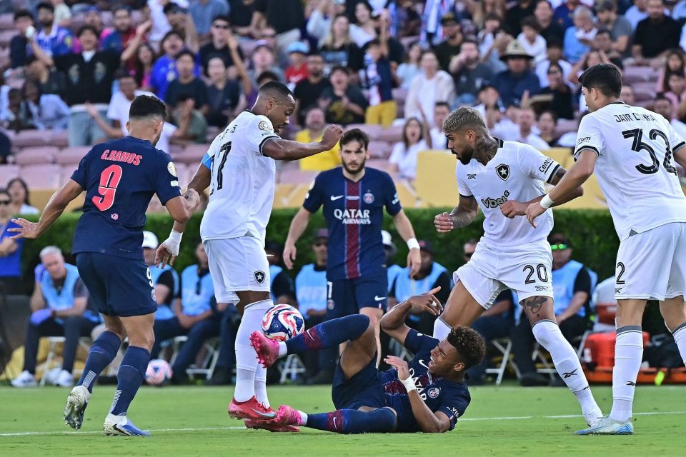 记者：浙江队计划在下周与青岛西海岸进行一场热身赛（记者：浙江队计划下周约战青岛西海岸进行热身赛）