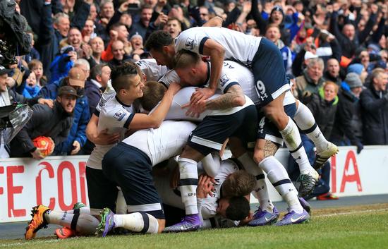 皇马战塞尔塔大名单：姆巴佩领衔，霍安-马丁内斯在列（皇马出征塞尔塔名单公布：姆巴佩压阵，霍安-马丁内斯入选）