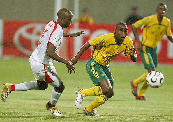 火力强悍！上海海港30轮中超场场进球，从未被零封（火力全开！上海海港中超30轮连场破门，未遭零封）